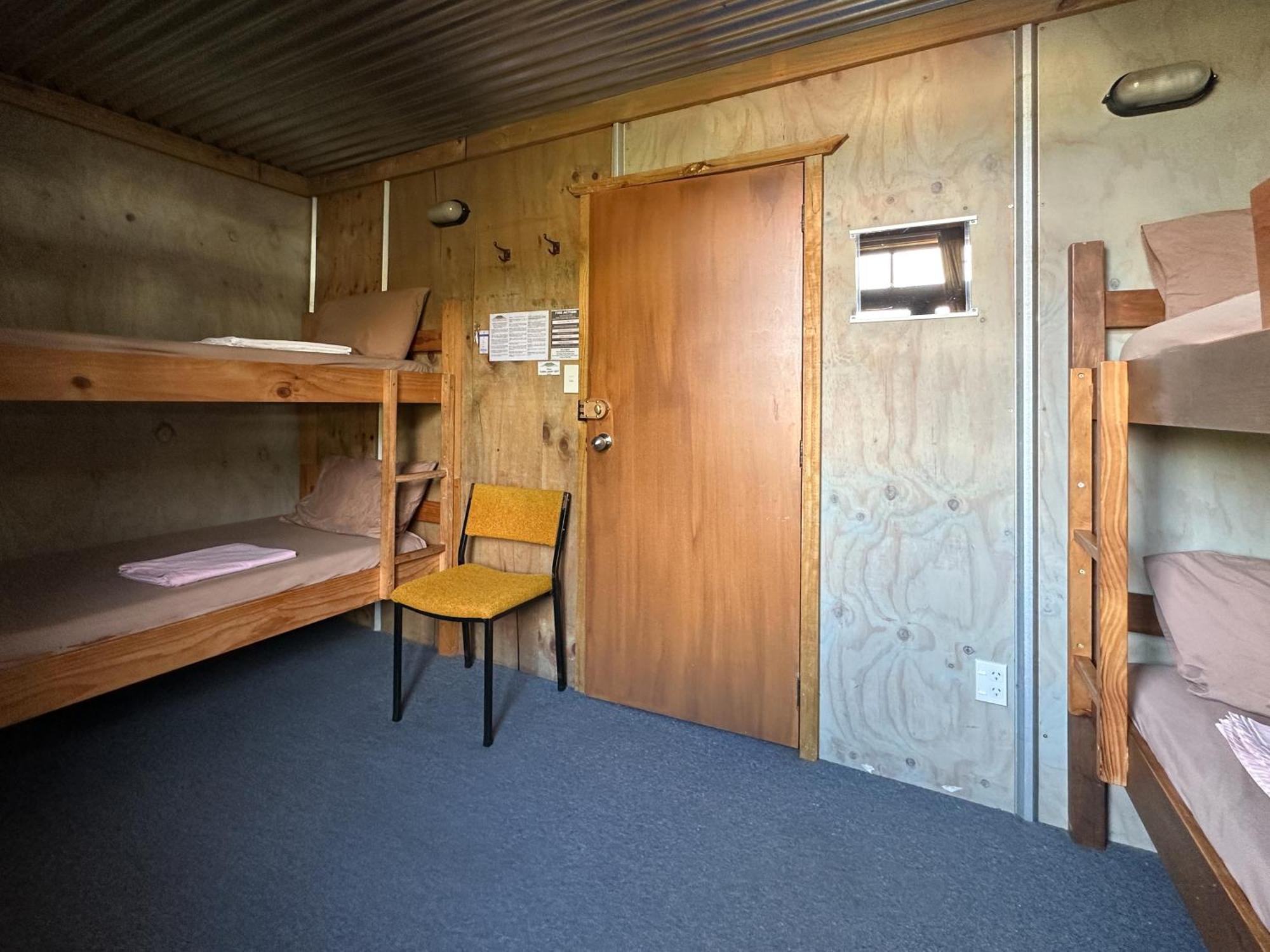 The Crossing Lodge & Backpackers Erua Экстерьер фото