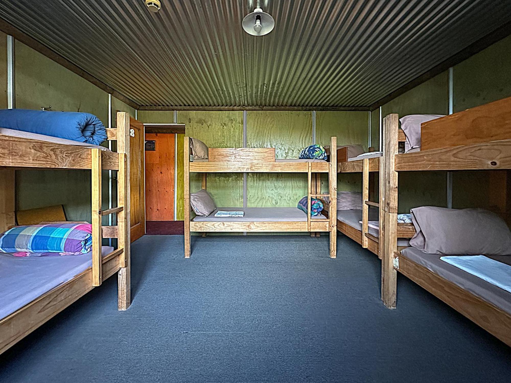 The Crossing Lodge & Backpackers Erua Экстерьер фото
