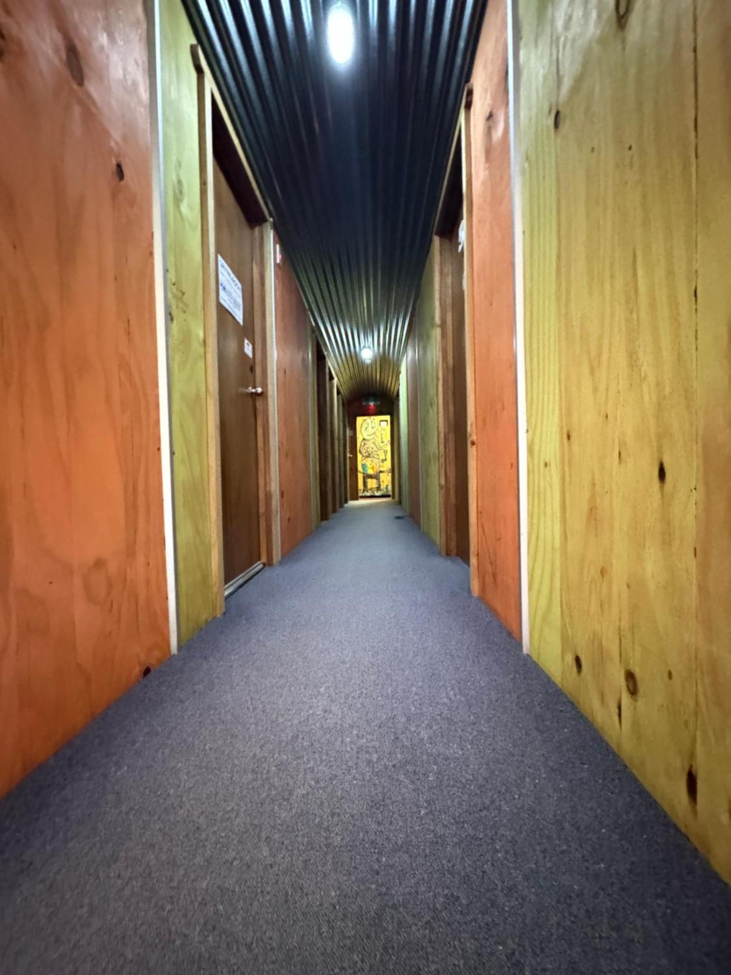 The Crossing Lodge & Backpackers Erua Экстерьер фото