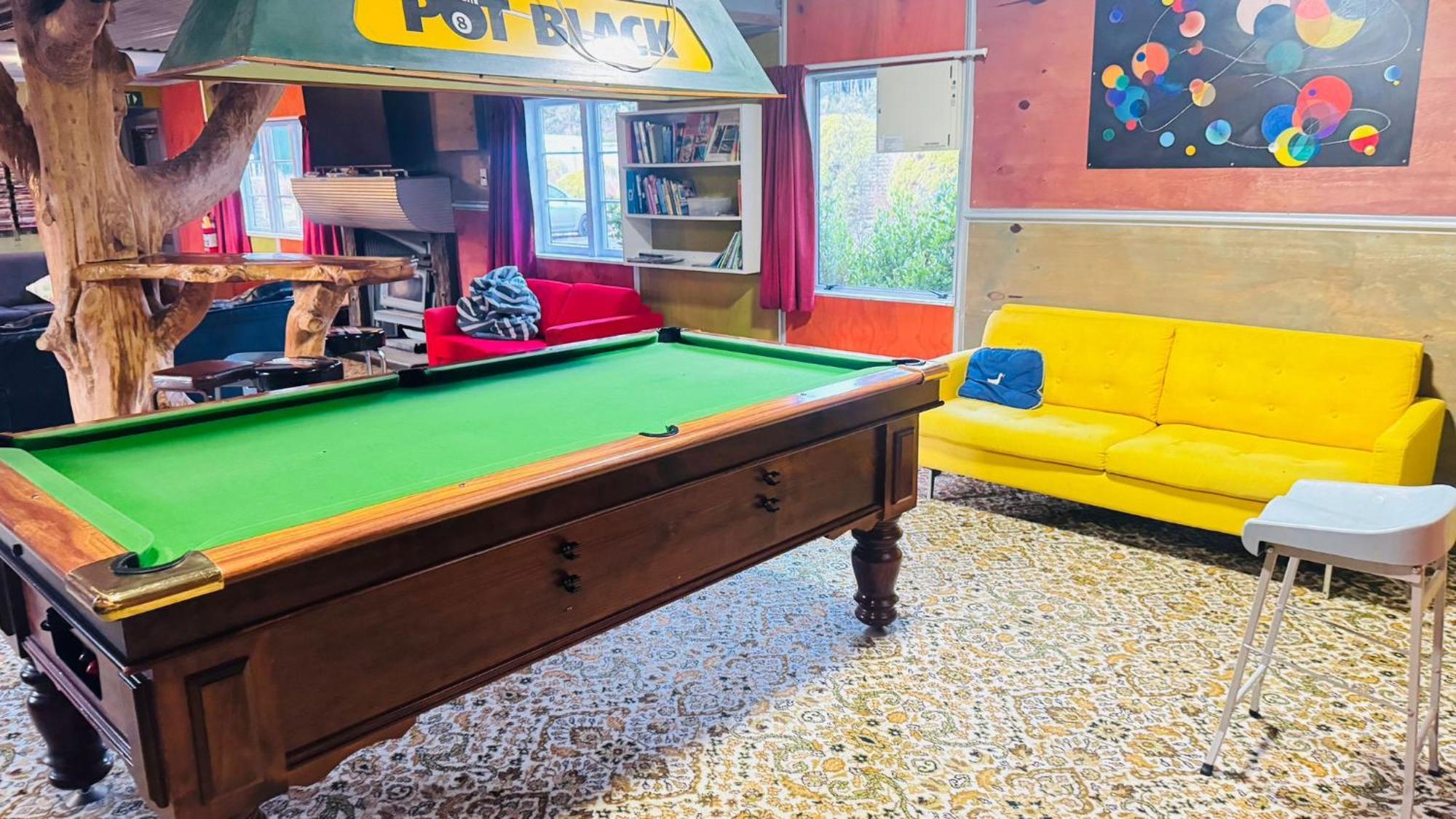 The Crossing Lodge & Backpackers Erua Экстерьер фото